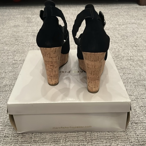 Marc Fisher Mfhayo Black Suede 10 - Picture 4 of 6